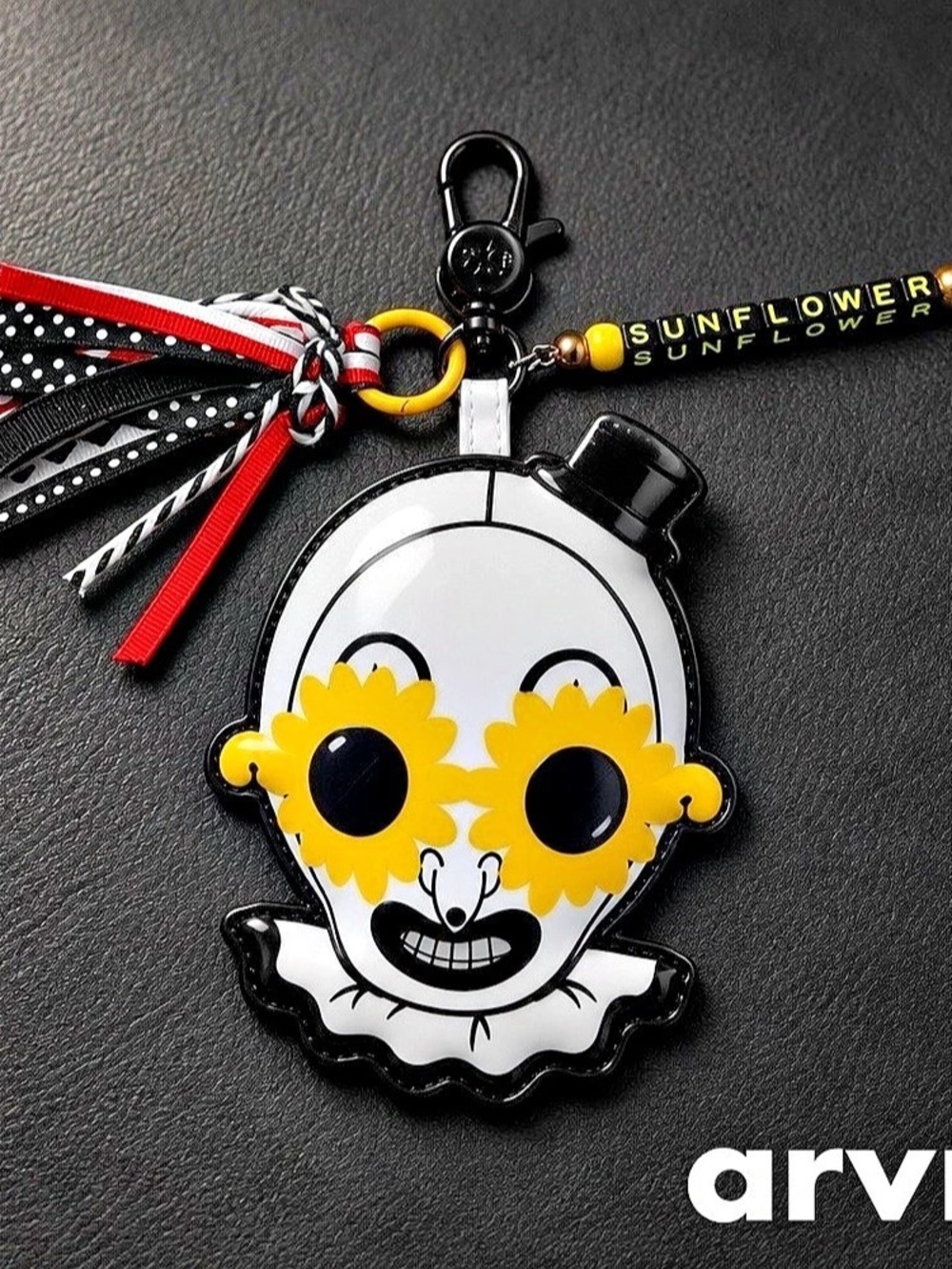 Terrifier 2 keychain Sunflower Glasses Bag Charm with Accessories